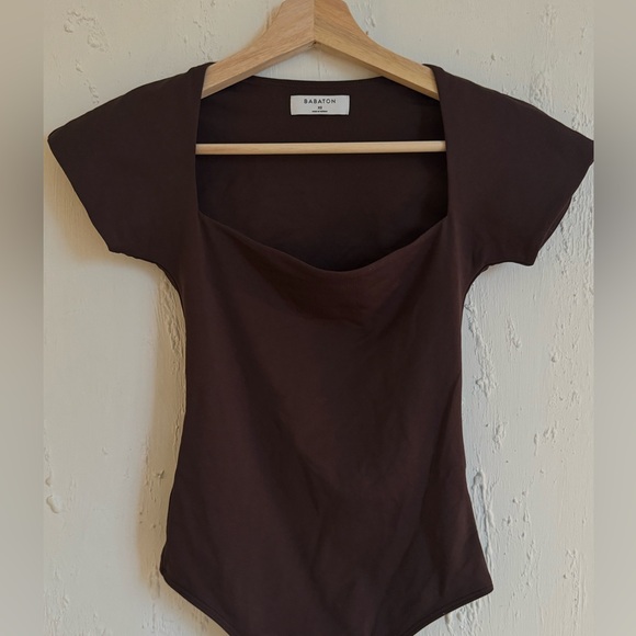 Aritzia | Babaton Contour Squareneck Short Sleeve Bodysuit - Picture 3 of 4